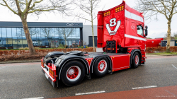 20260201-Tom-Holding-00237